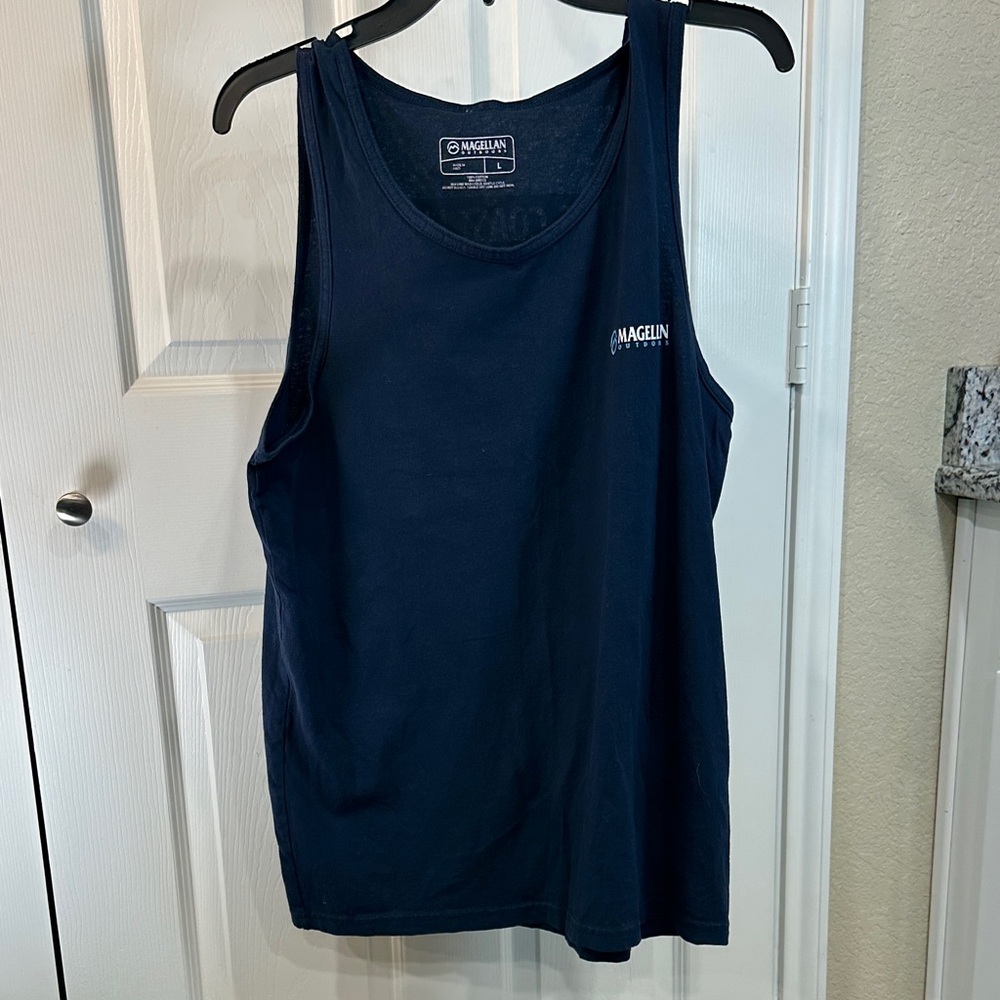 Magellan Outdoors Navy Blue Men's Tank Top